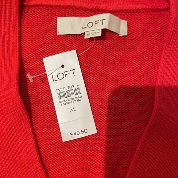 Red Loft Cardigan ✨ - Picture 3 of 4